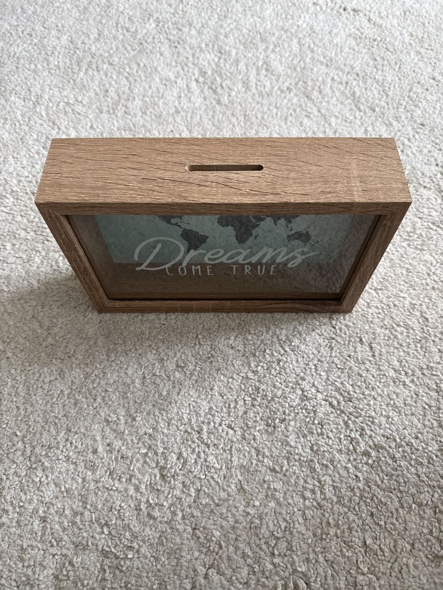 Spardosen: Spardose Weltkarte: "Dreams Come True" – Gebraucht aus St. Niklausen LU von car_2562 1