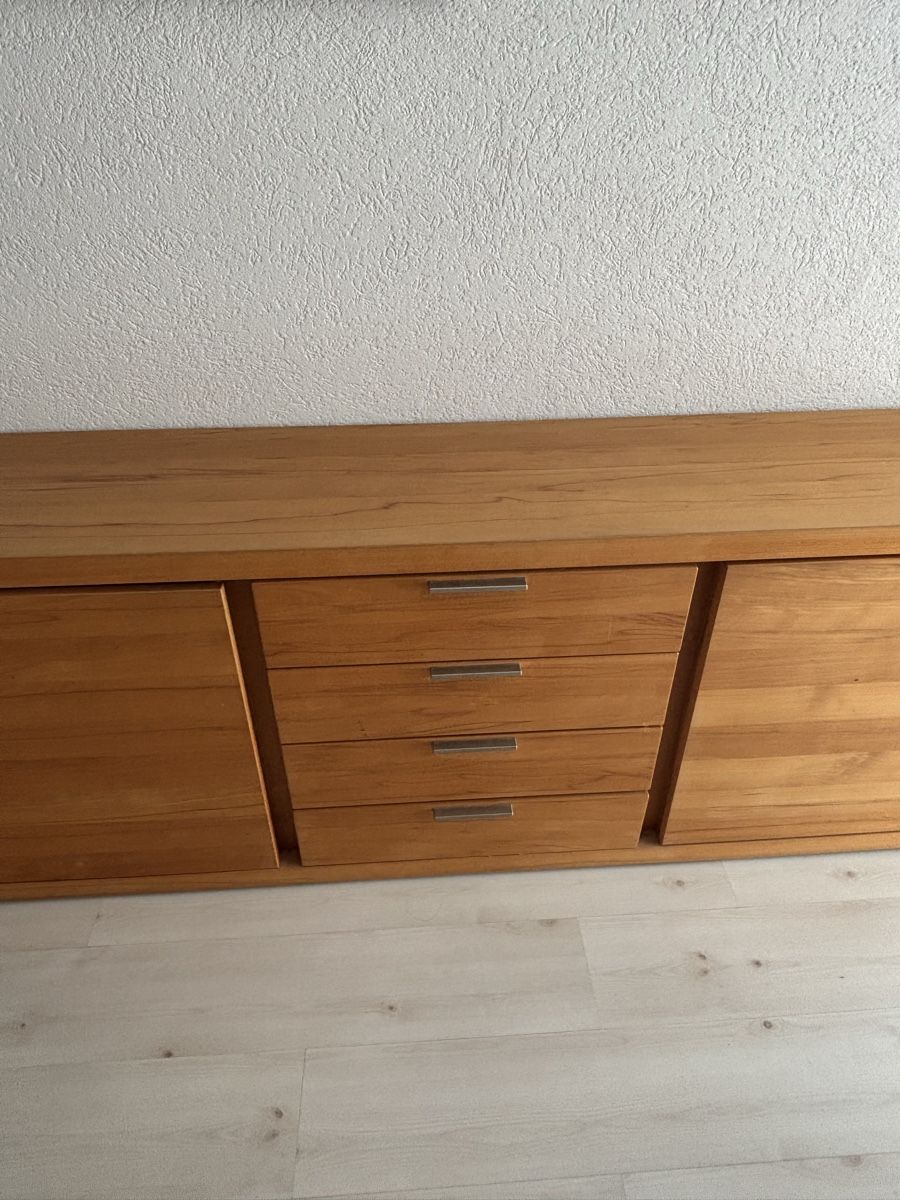 Commodes: Sideboard Holz – D'occasion à Fällanden par Ustupsi 1