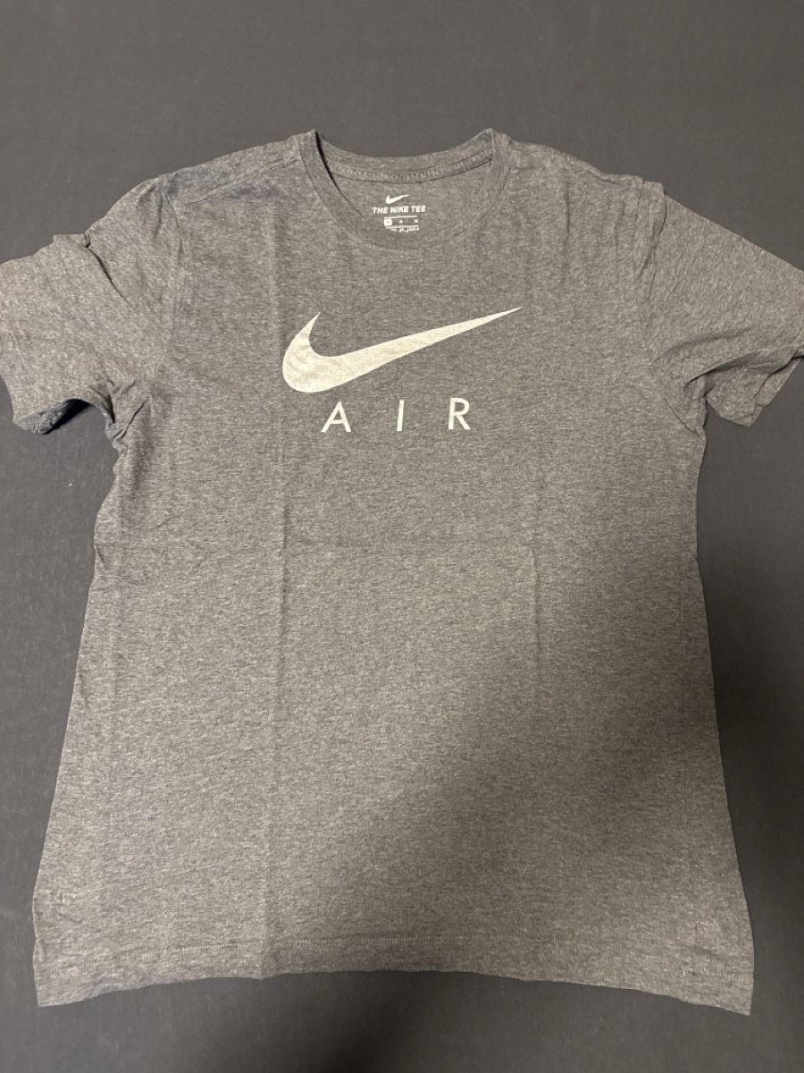 Nike T-shirt: Nike T-Shirt Gr.M – Usato da Zürich venduto da DiemN