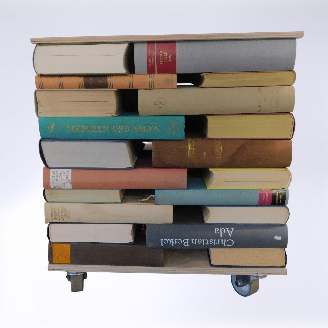 Sgabelli: Rollhocker/Tisch aus Büchern (klein) – Usato da Glattbrugg venduto da BauTeile 1