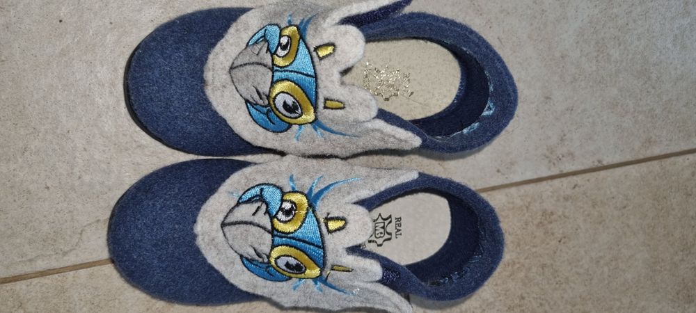 Chaussures garçon: Hüttenfinken gr.25 – Neuf (Voir description) à Hofstatt par Rodeo12