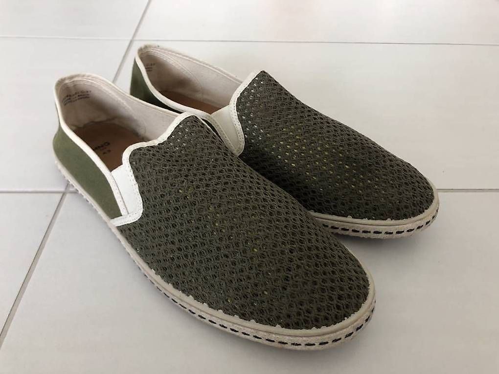 Scarpe da uomo: Espadrilles  khaki 42-43 – Usato da La Tour-de-Trême venduto da Txertxi 1