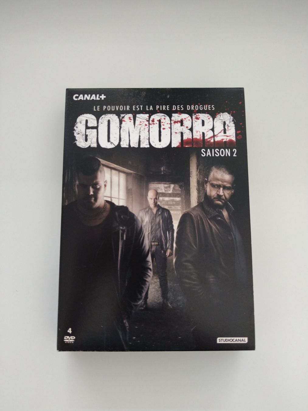 Tutti i DVDs: Gomorra, saison 2 – Nuovo (secondo la descrizione) da Echallens venduto da michllbis