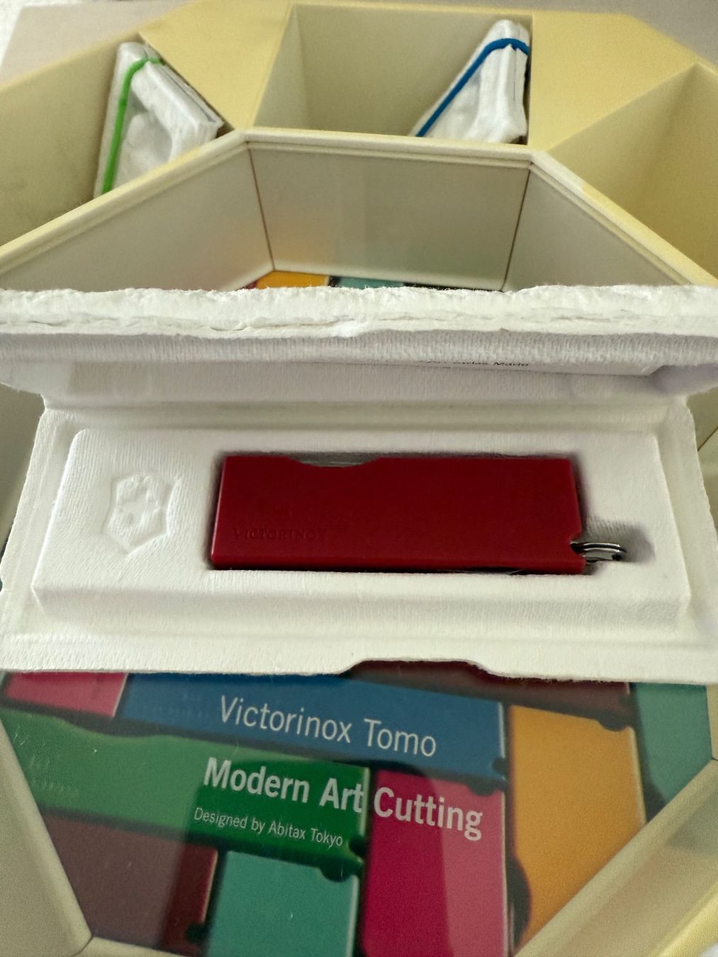 Victorinox Taschenmesser: Victorinox Tomo Diverse Farben – Neu und originalverpackt aus Wahlen b. Laufen von MIG-25 4