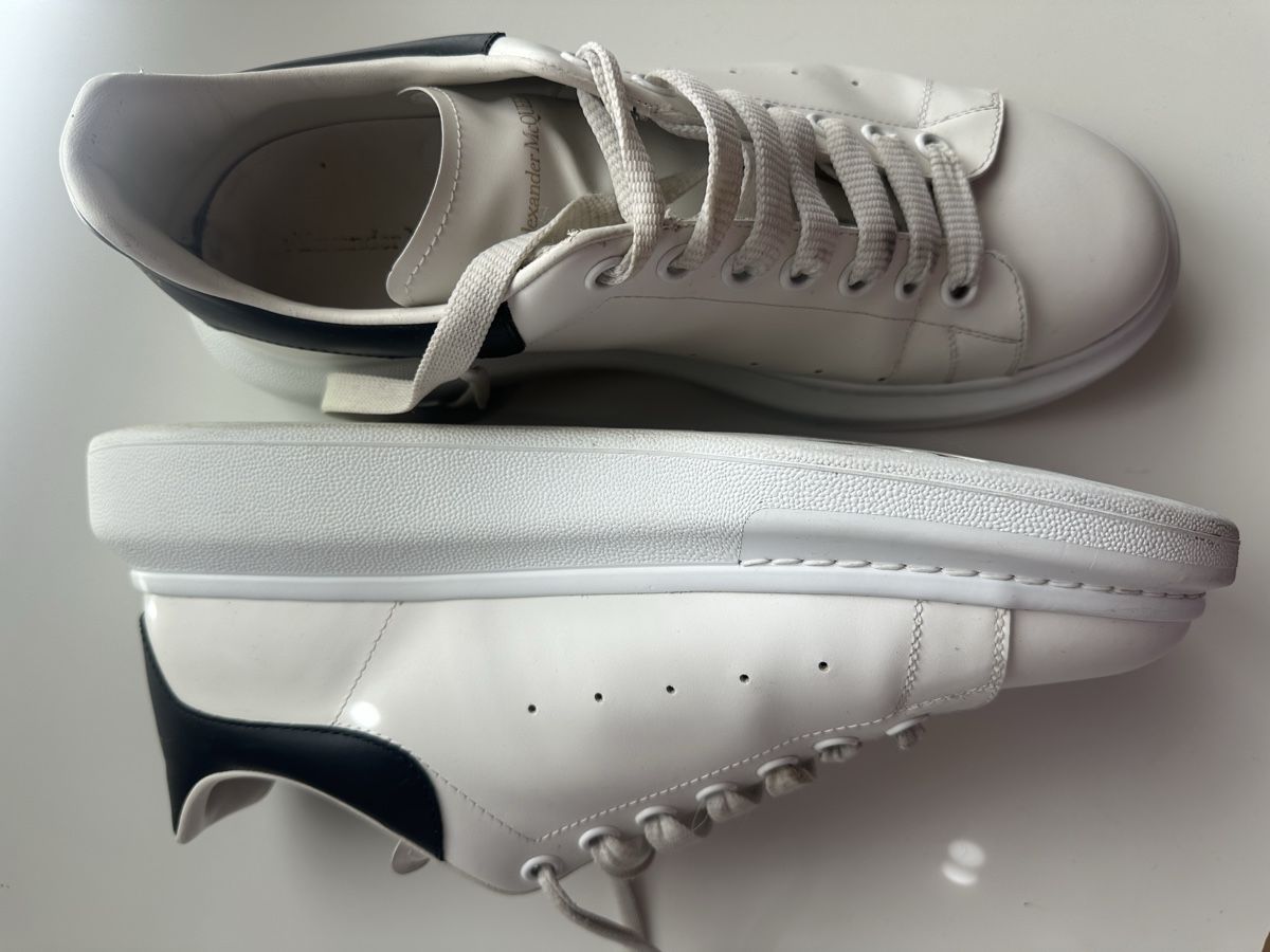 Alexander Mcqueen Scarpe da uomo: Alexander McQueen Orginal Sneakers – Usato da Wolfenschiessen venduto da Jana_jjd