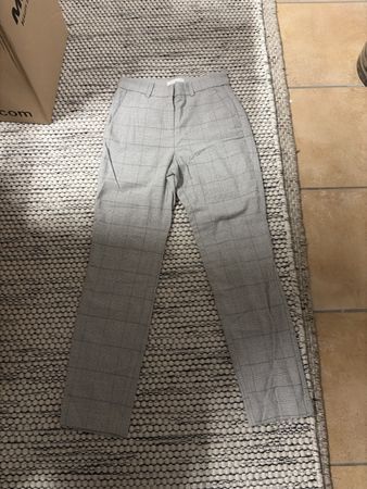 H&M Stoffhose kariert grau Grösse 34 guter Zustand