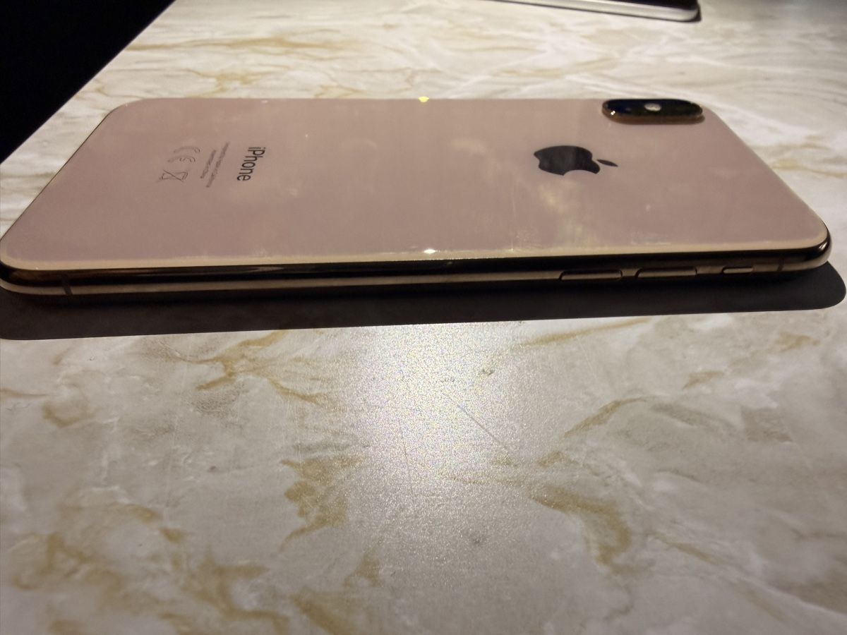 Apple Telefoni cellulari / Smartphones: iPhone XS Or, 64Go – Usato da Grenchen venduto da 24.07LD 3
