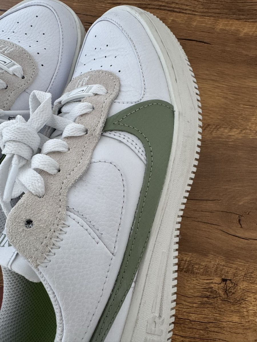 Nike Damenschuhe: Nike Air Force 1 PLT.AF. ORM Blanc Oil Vert, taille 39 – Gebraucht aus Brügg BE von Goob 4