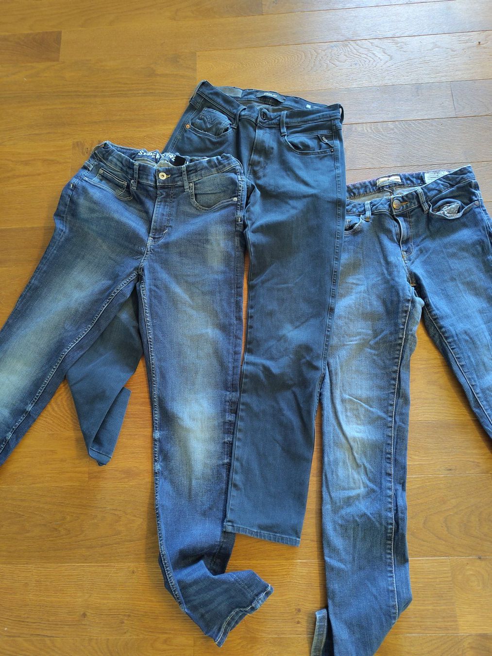 Lotti & Set di vestiti: Jeans Paket 164/170 Knaben – Usato da Lyss venduto da Talpa 2