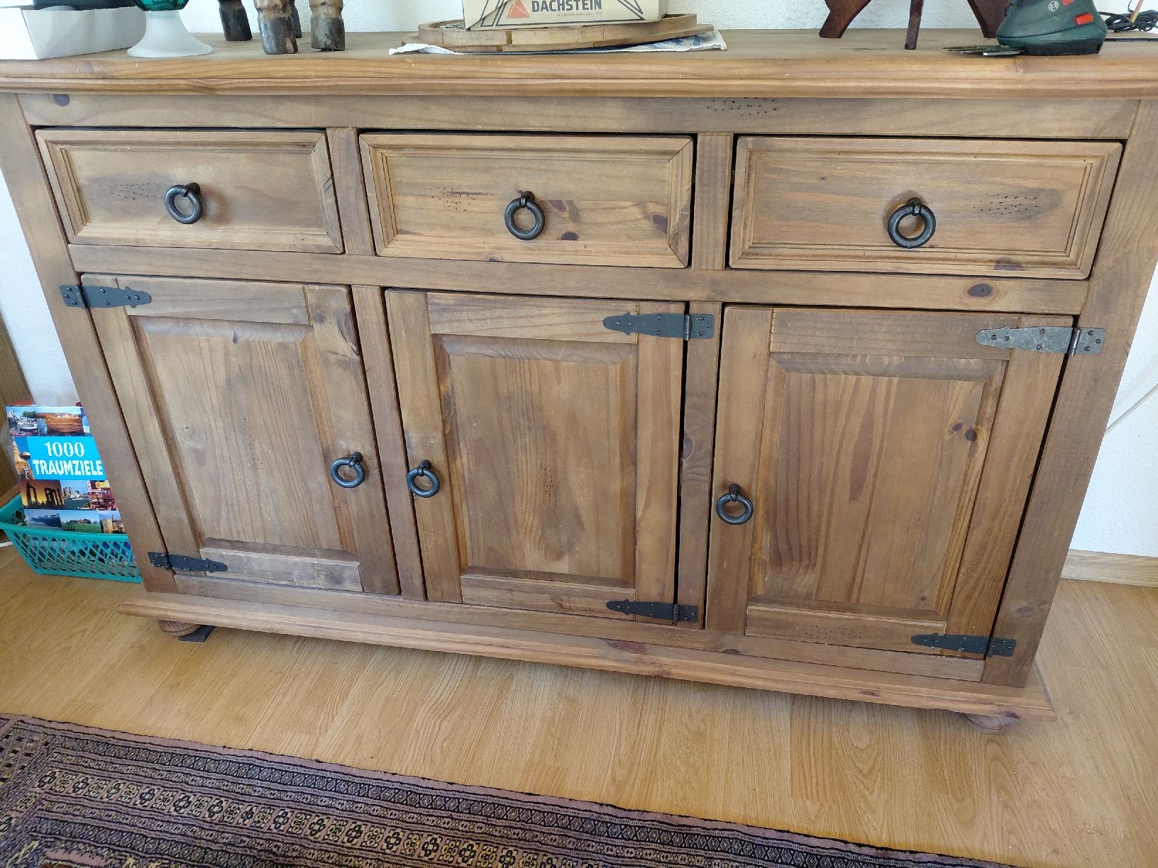 Commodes: Zwei Holzkommoden  – D'occasion à Ennetbühl par Marlon79 1
