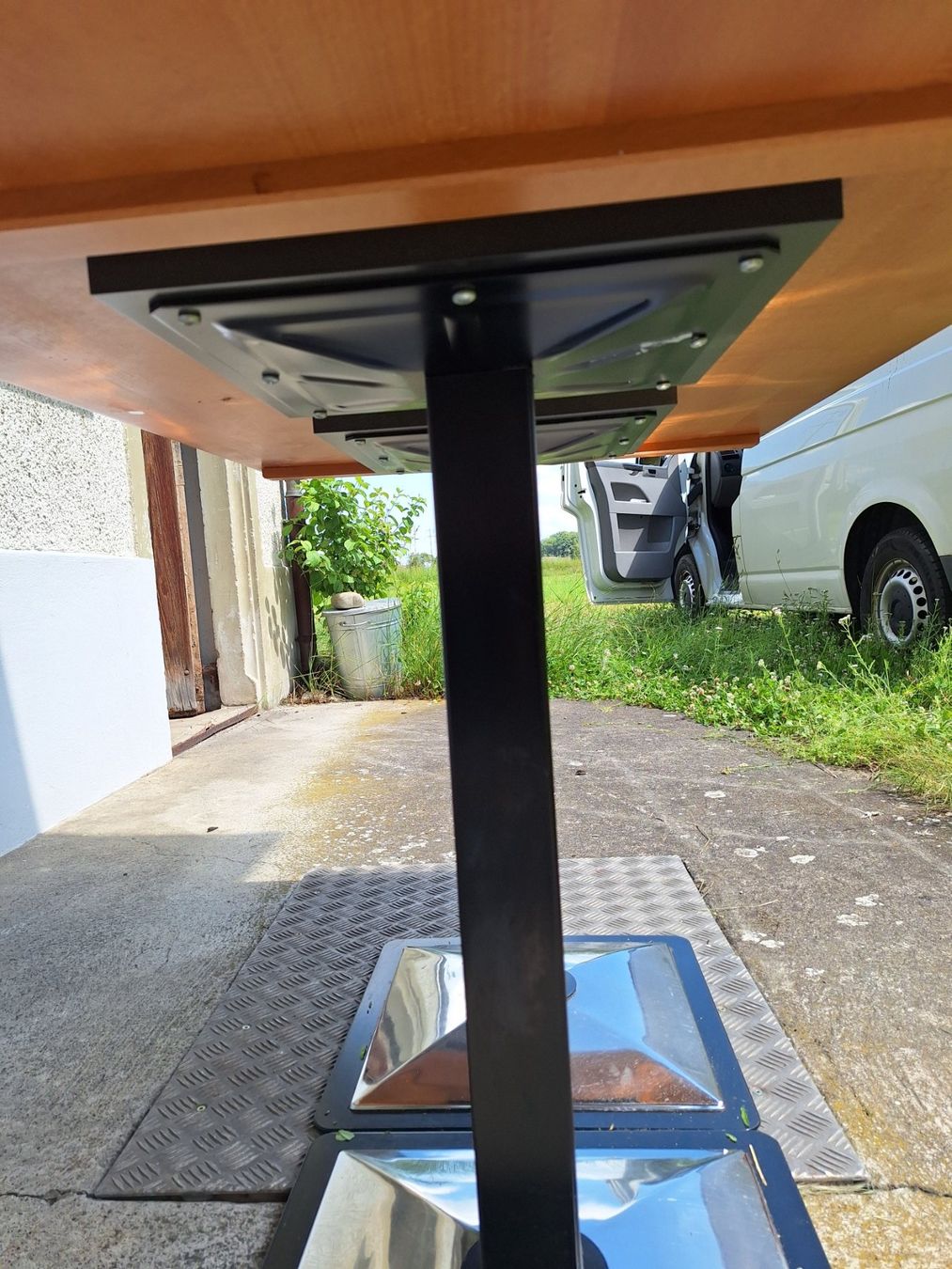 Tavoli: Bistrotisch rechteckig, robust und stabil – Usato da Weinfelden venduto da JoeBaer 4