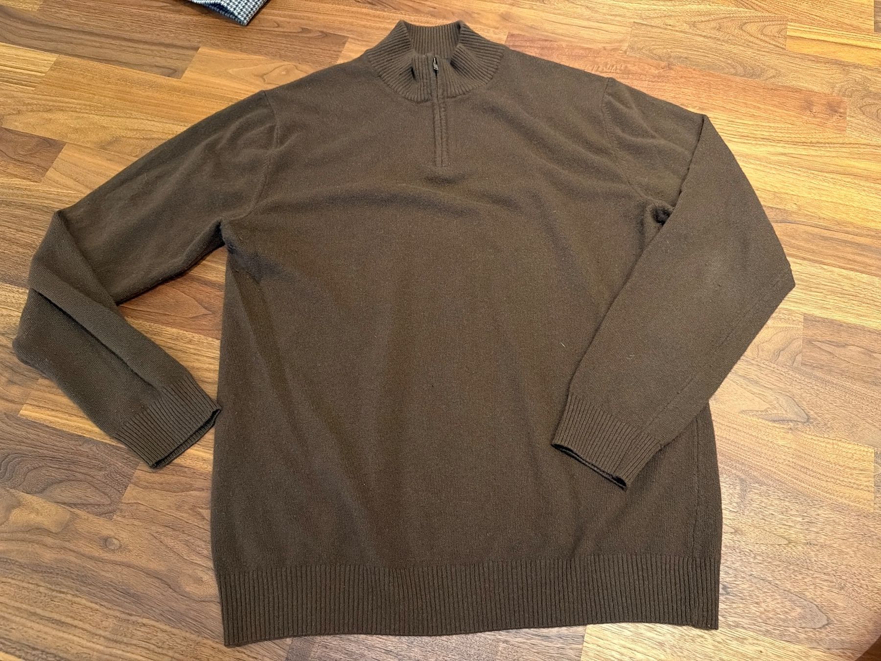 Maglioni & Felpe: Herren Pullover braun Groesse L mit Reissverschluss gute ... – Usato da Hettlingen venduto da blu_tb6z