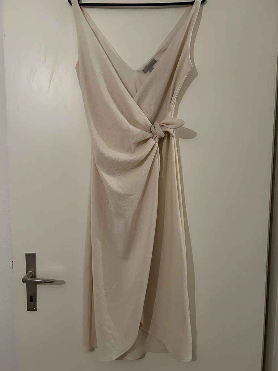 H&M Vestiti: Wickelkleid – Usato da Wettingen venduto da sar_k7hg 1