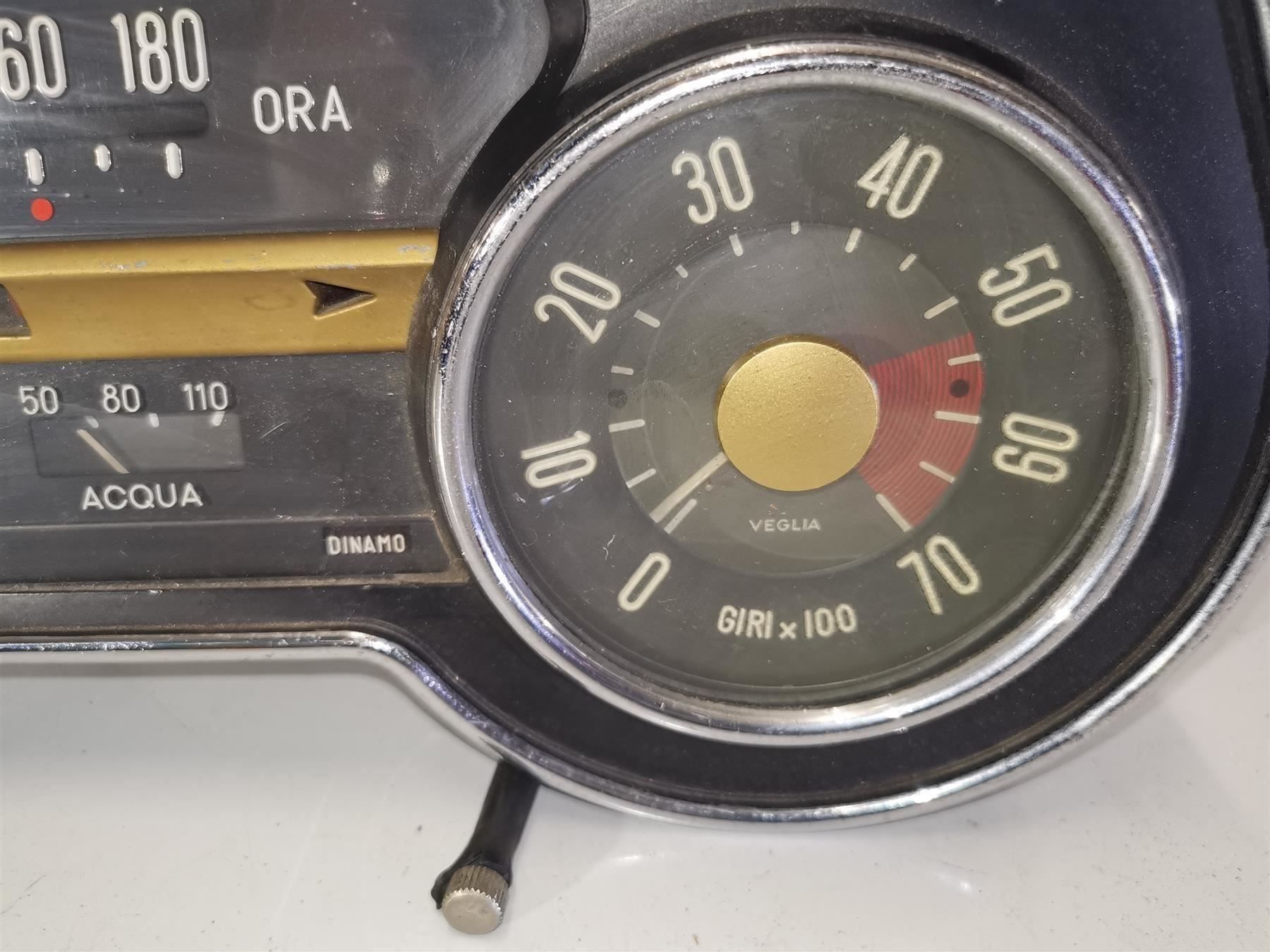 Tutti pezzi di ricambio auto: Alfa 2000 Berlina Kombiinstrument 1959 – Usato da Thalwil venduto da Joker690 2