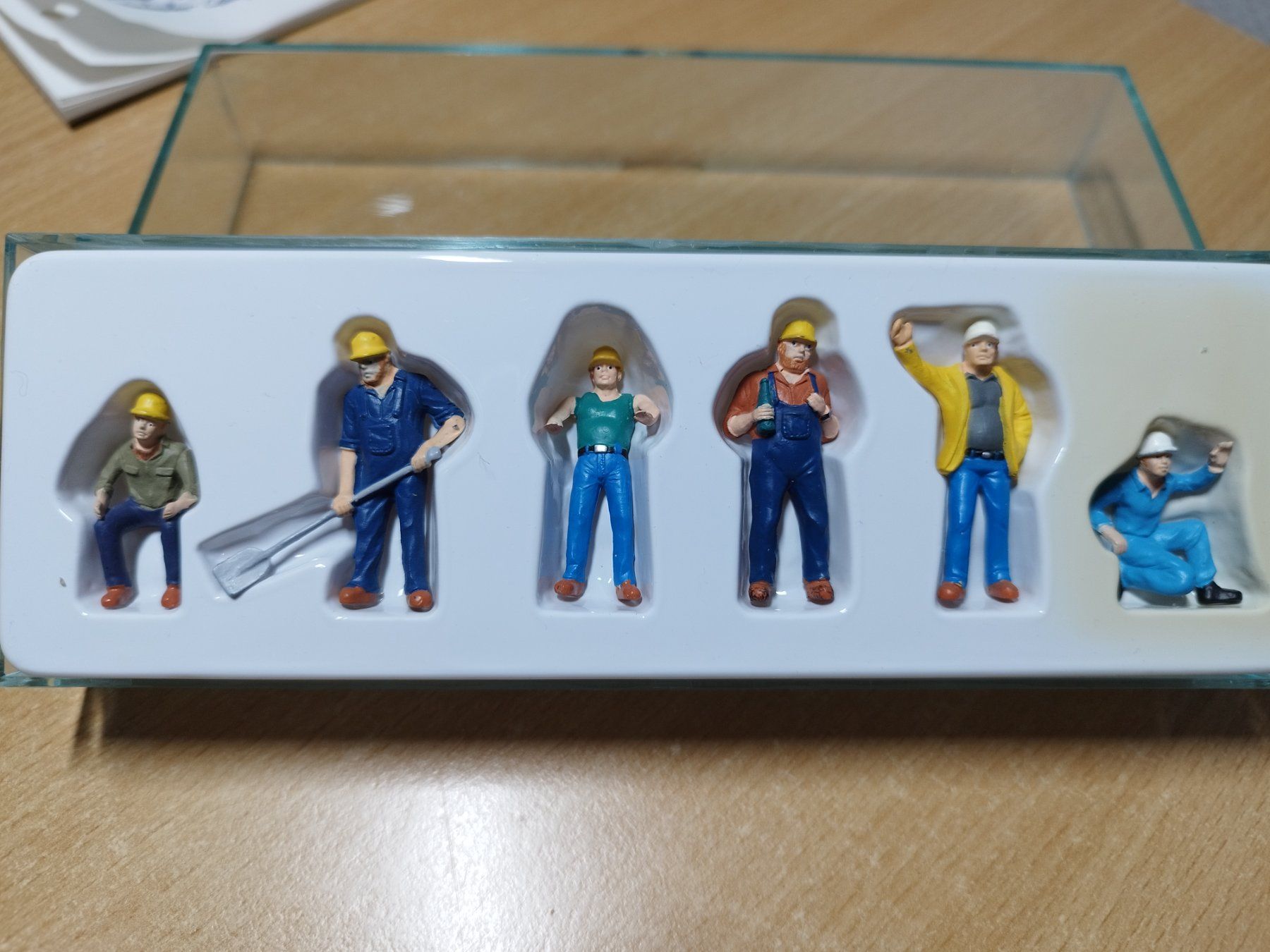 Conrad Modellbausätze & Standmodelle: Figurenset 1:50 – Neu (gemäss Beschreibung) aus Moutier von tomu79