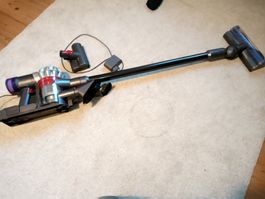 Handstaubsauger Dyson V8