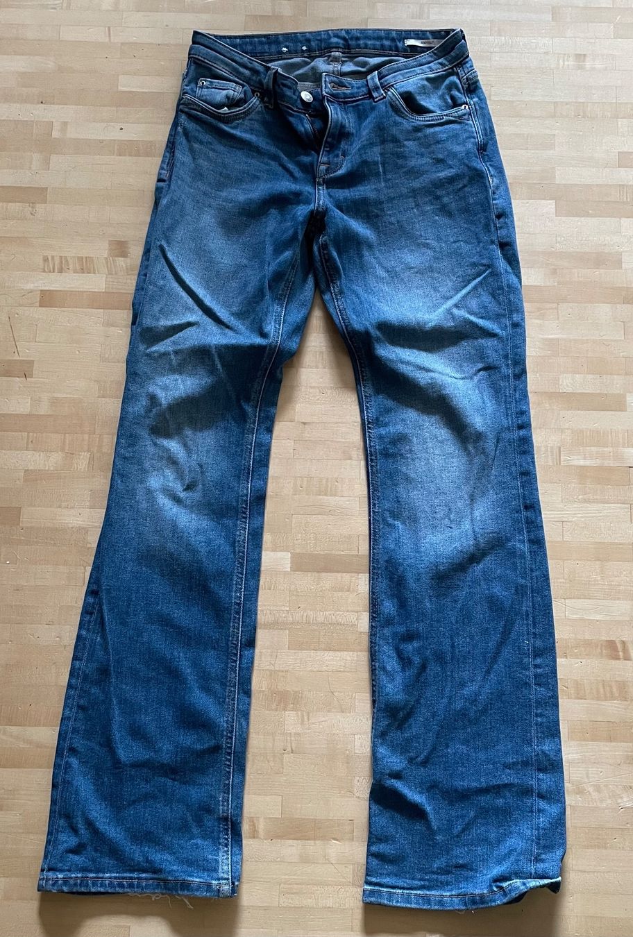 Esprit Jeans: Esprit Jeans Gr. 26/32, hellblau, Mädchen/Damen - Bootcut!! – Gebraucht aus Winterthur von crave