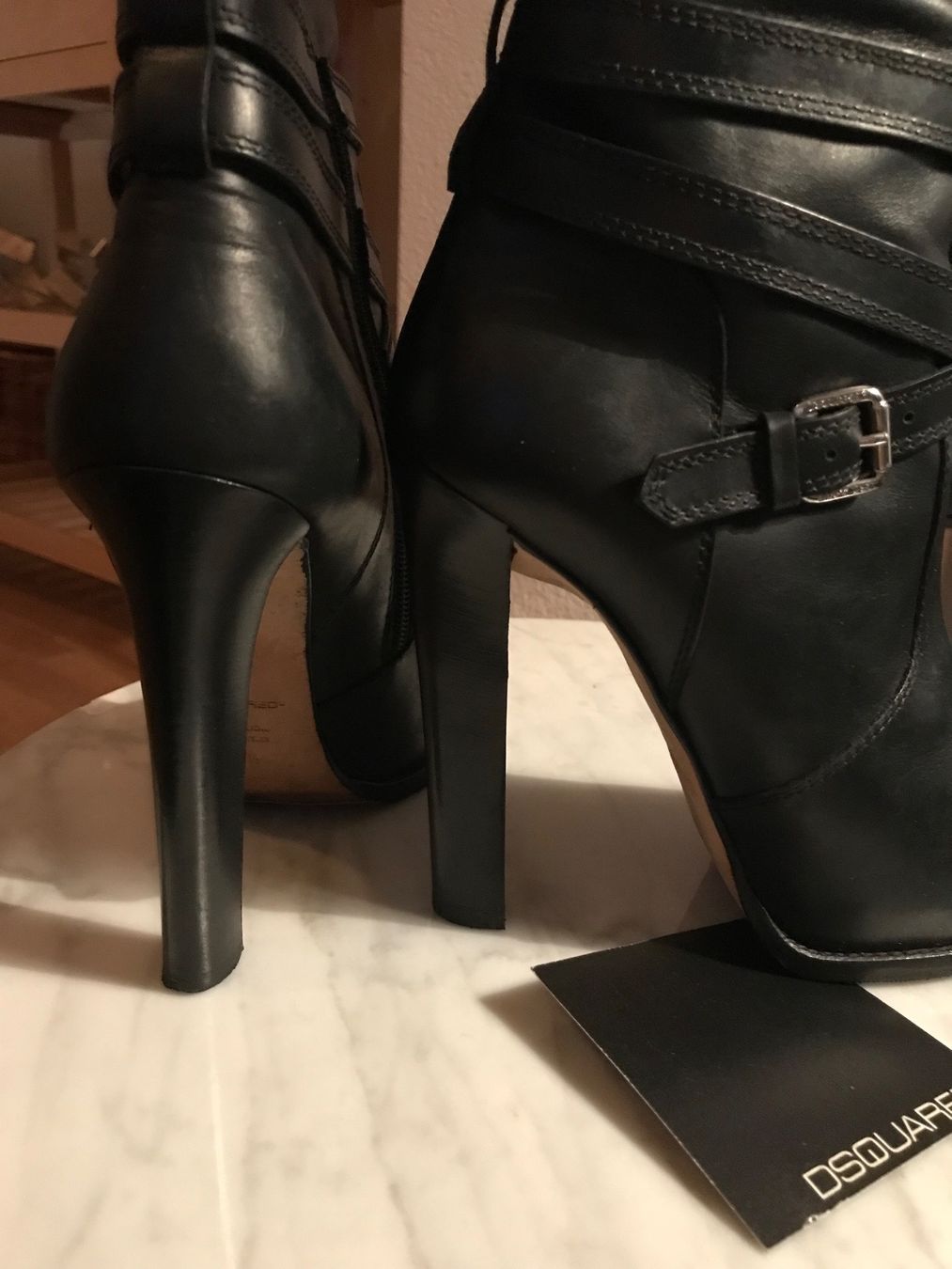 Dsquared2 Scarpe da donna: Dsquared2 Stiefel – Usato da Uster venduto da Charis5 1