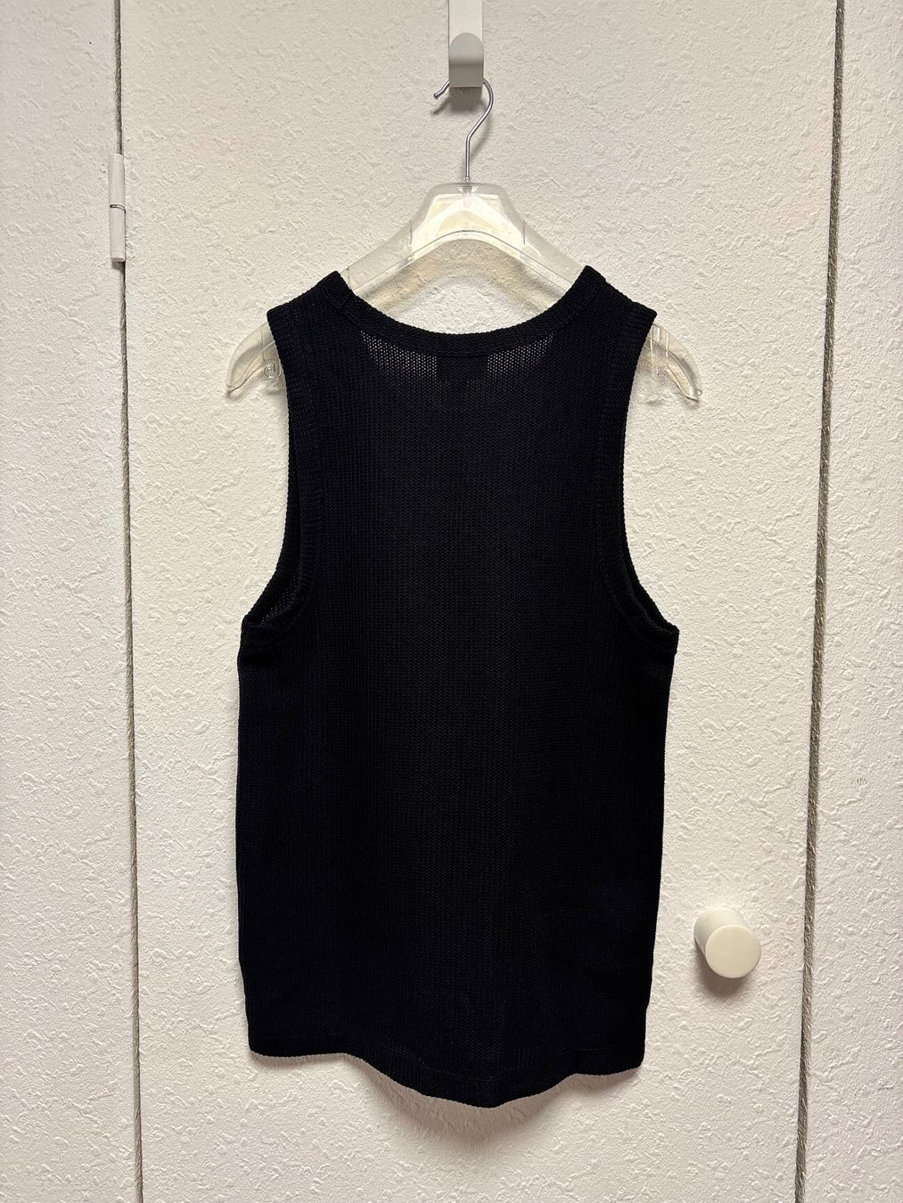 H&M T-shirts: H&M gestricktes Tanktop schwarz Gr. S – Neuf (Voir description) à Bottmingen par ana_5hrv 3