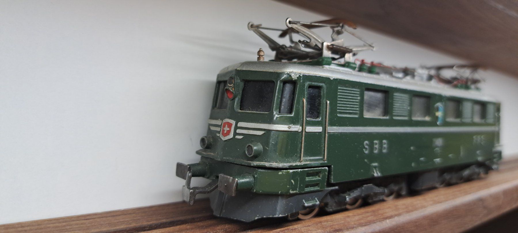 Hag Modellini di ferrovie: ältere Hag E-Lok, H0, Wechselstrom – Usato da Urdorf venduto da Canyamel1 1