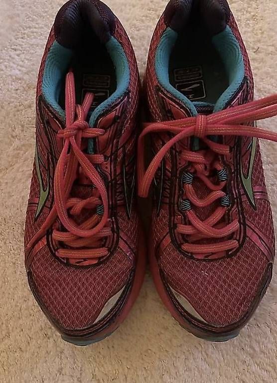 Scarpe da donna: Laufschuhe Brooks, pink – Usato da Brunnen venduto da rot005
