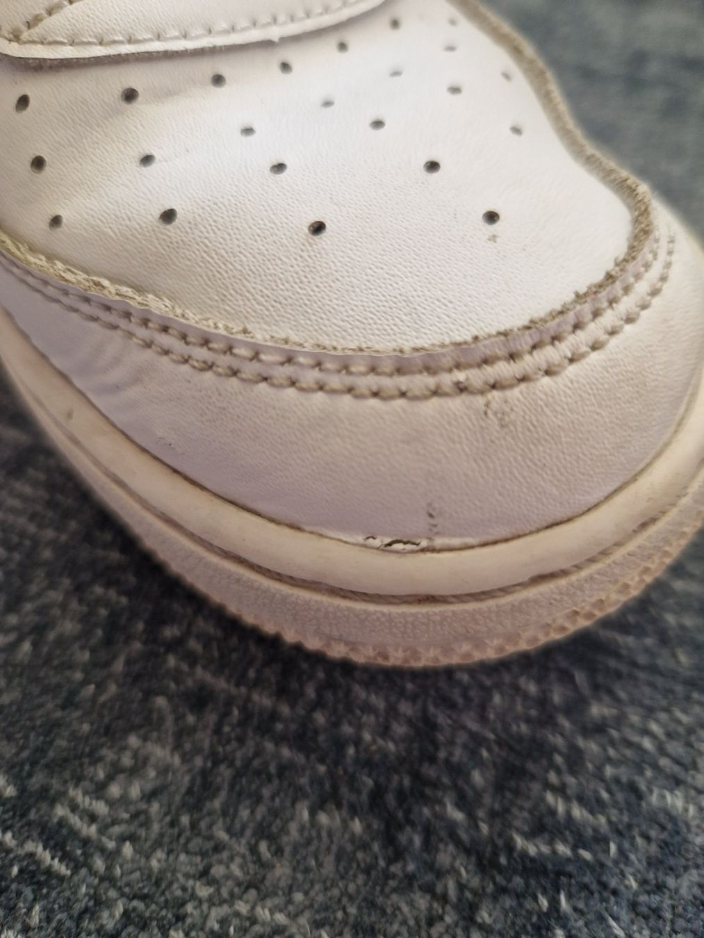 Nike Scarpe da uomo: Nike Air Force 1 Weiss Gr. 39 – Usato da Winterthur venduto da osk_zkv5 5