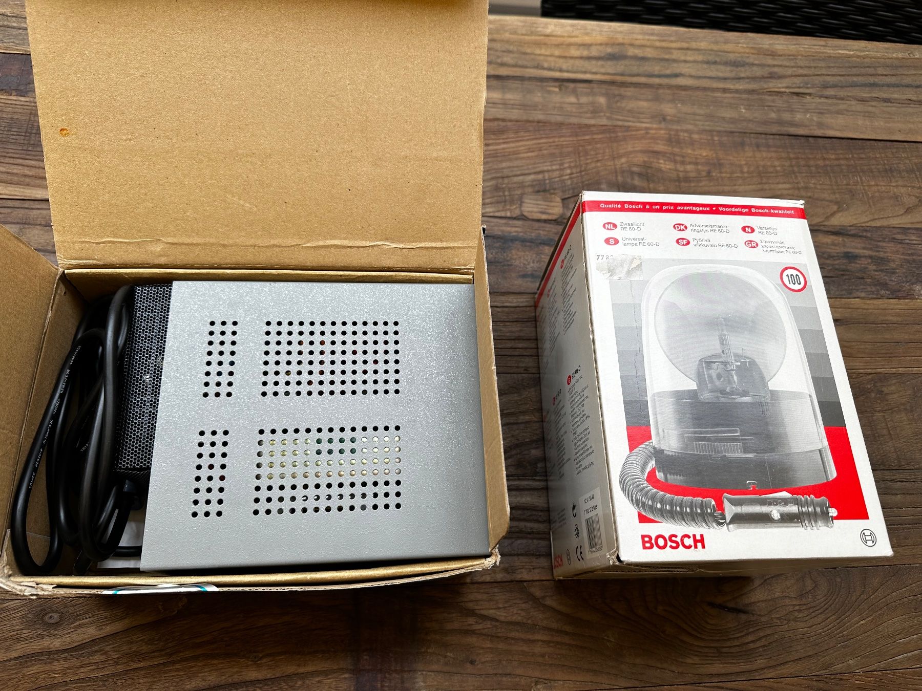 Bosch Lampen: Bosch Rundumkennleuchte RE60-D mit Netzteil. – Neu (gemäss Beschreibung) aus Thun von Eugen 2