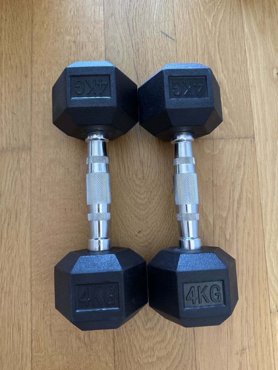 Manubri & Pesi: 4kg dumbbells – Usato da Zürich venduto da _ade_ 1
