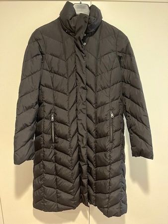 Schwarzer Mantel 'Marke Fuchs Schmitt' Daunen Gr 38 🖤🔴🖤