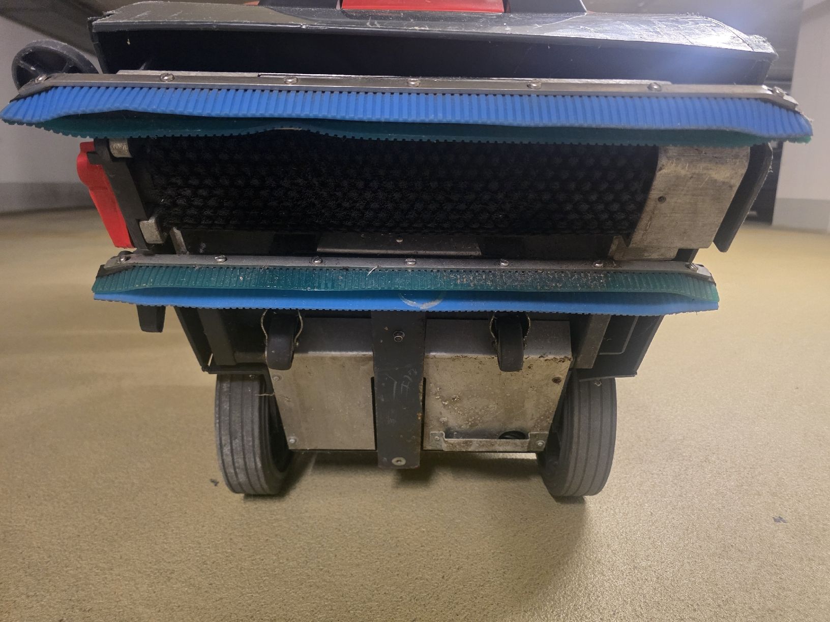 Cleanfix Alle Maschinen: CLENAFIX RA 410E ##TASKI WETROK NILFISK KÄRCHER – Gebraucht aus Zürich von 5183840711 5