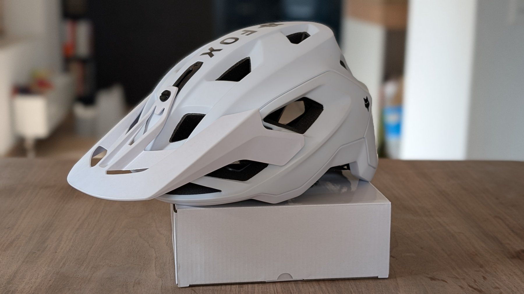 Fox Casques: Velohelm Fox Speedframe Grösse M Neuwertig – Neuf (Voir description) à Dürnten par hungi6