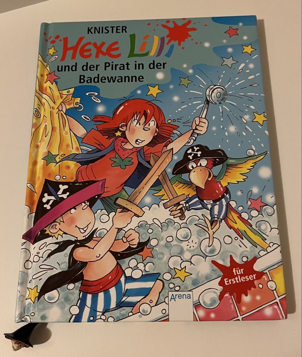 Libri: Hexe Lilli - Pirat in der Badewanne – Usato da Bösingen venduto da Mike2058blau