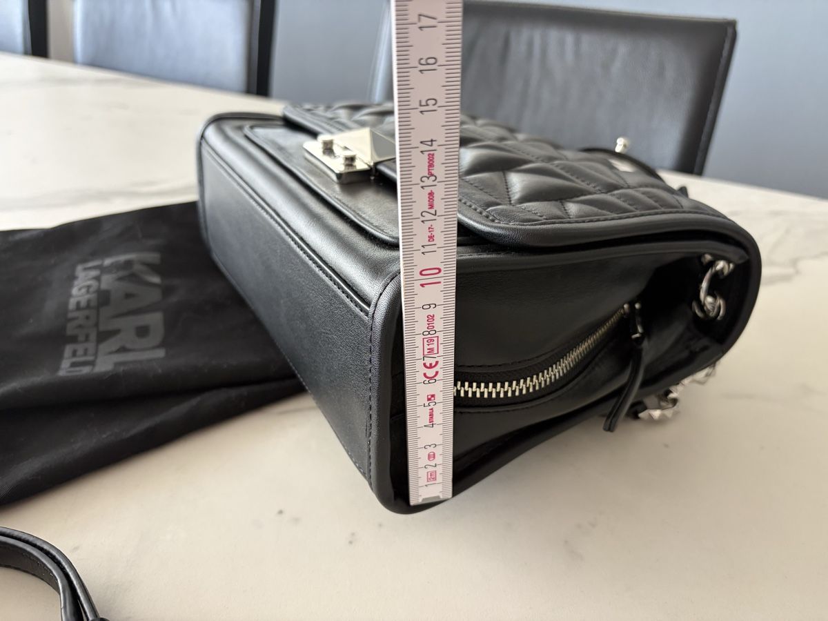 Karl Lagerfeld Sacs femmes: KARL LAGERFELD Ledertasche – Neuf (Voir description) à Zug par cvTrex 7