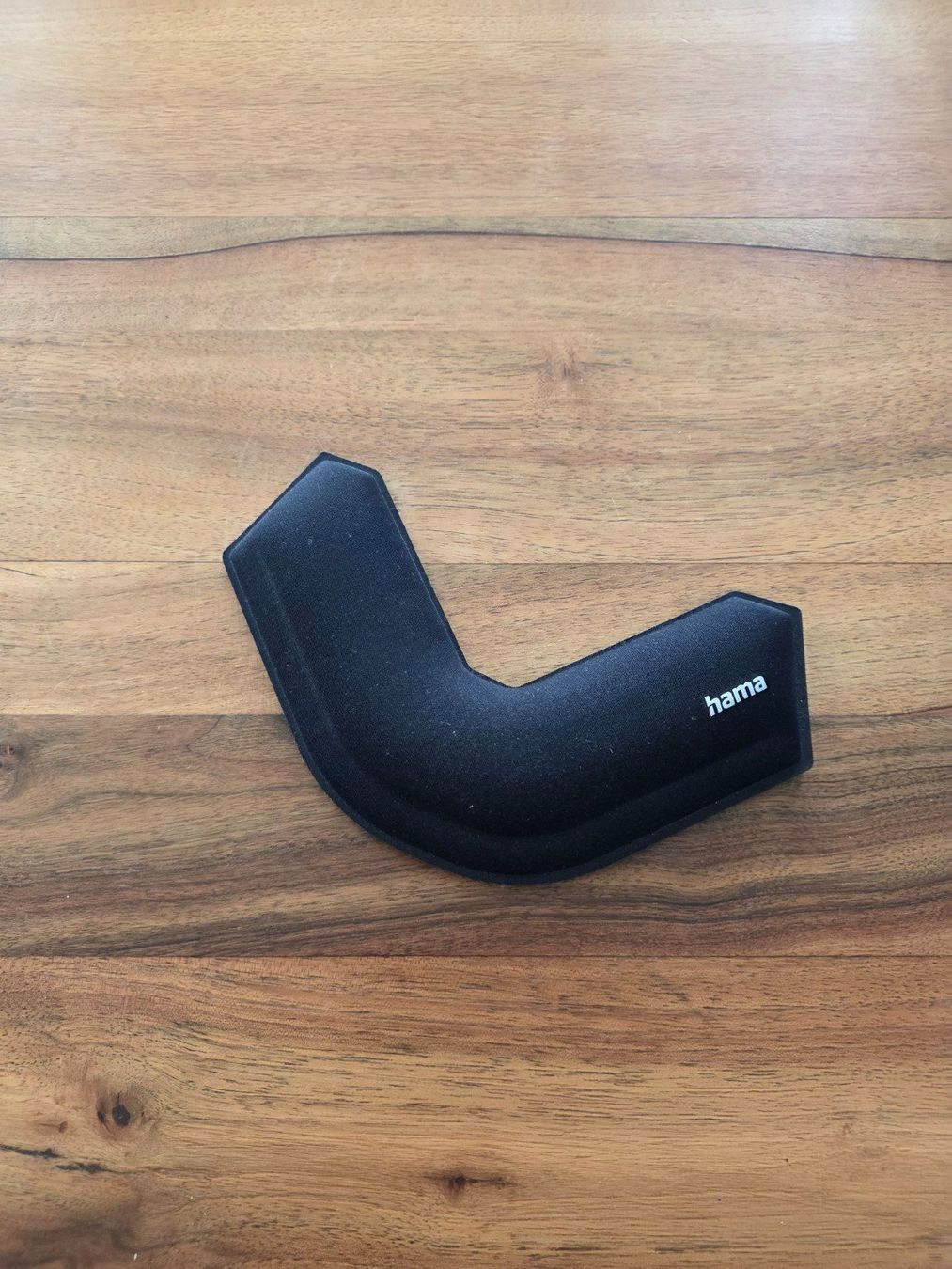 Hama Tappetini per mouse: Hama Bow Handballenauflage schwarz – Nuovo (secondo la descrizione) da Dietlikon venduto da Bonamesa