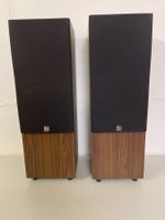 une paire d enceinte  KEF  C75