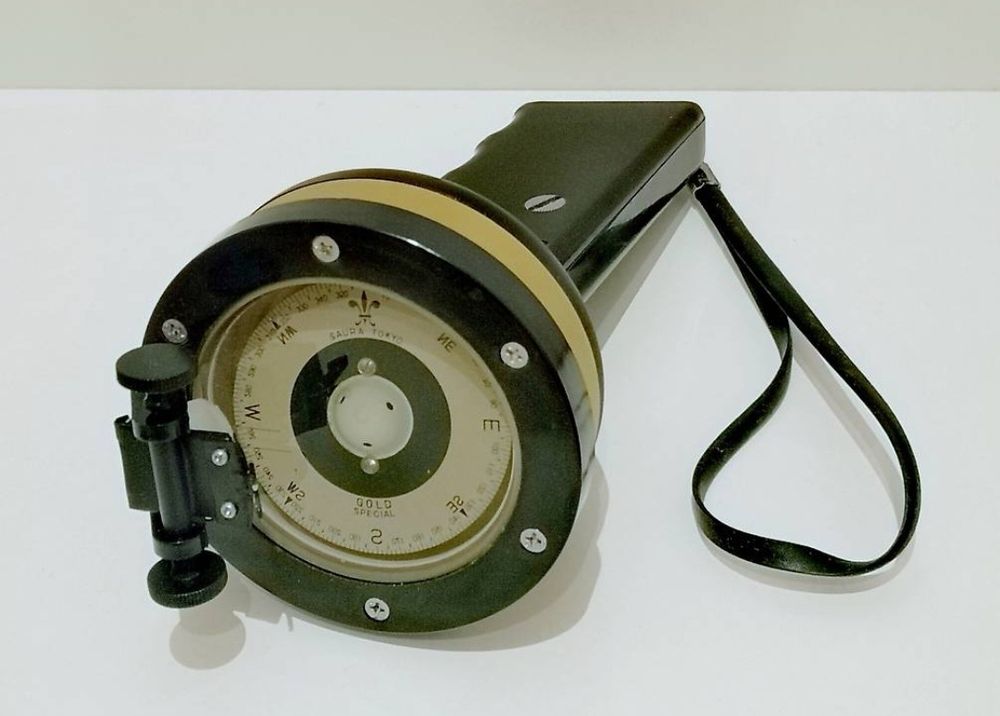 Hand Bearing Compass HB-65G Gold Special (Gebraucht) in Niederbipp für ...