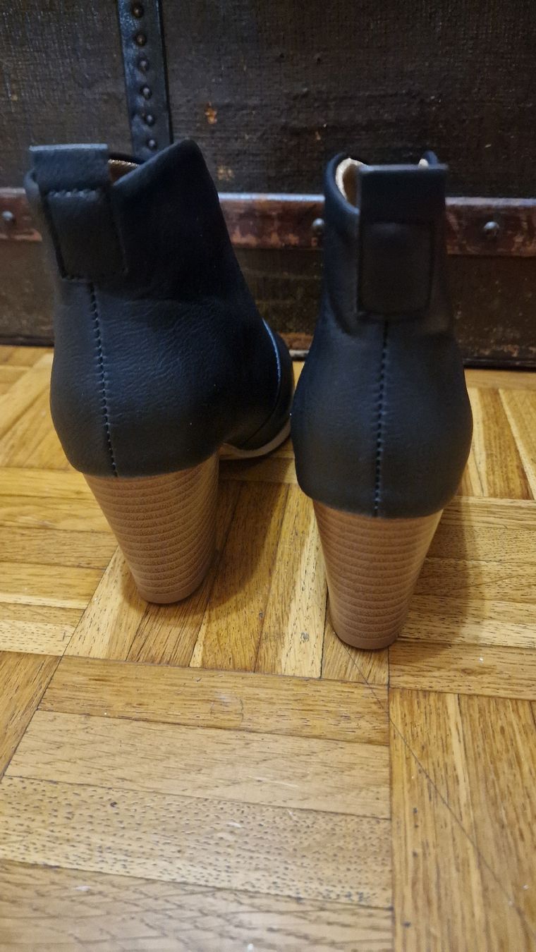 Scarpe da donna: Damenschuhe gr 37 – Nuovo (secondo la descrizione) da Binningen venduto da nescafe29 2