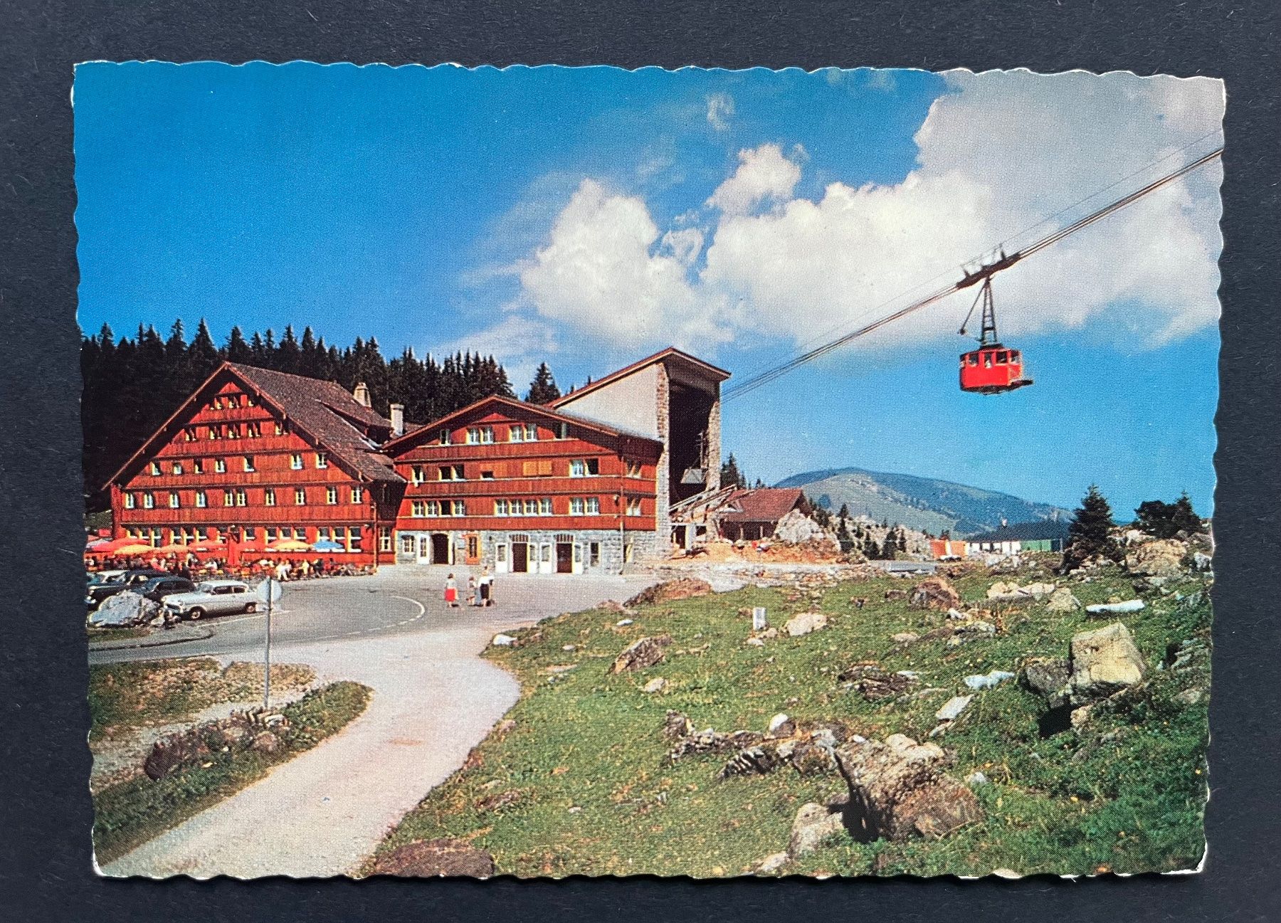 Cartoline postali: Schwägalp, Talstation Schwebebahn, Oldtimer Autos – Usato da Ostermundigen venduto da DaxKarten-75