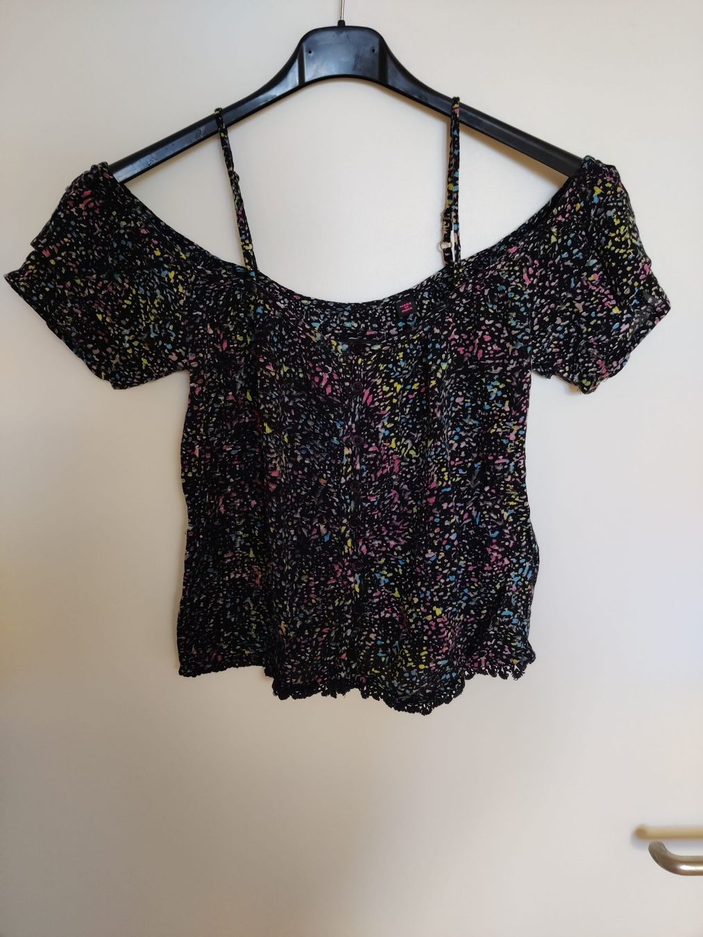 Superdry T-shirts: Süsses Crop-Top, Superdry, Gr. S – D'occasion à Birmensdorf ZH par Nebuliane
