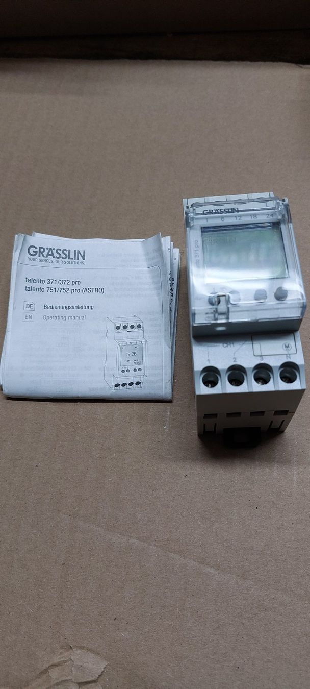 Componenti elettronici: Schaltuhr Grässlin – Usato da Tägerwilen venduto da Otuan