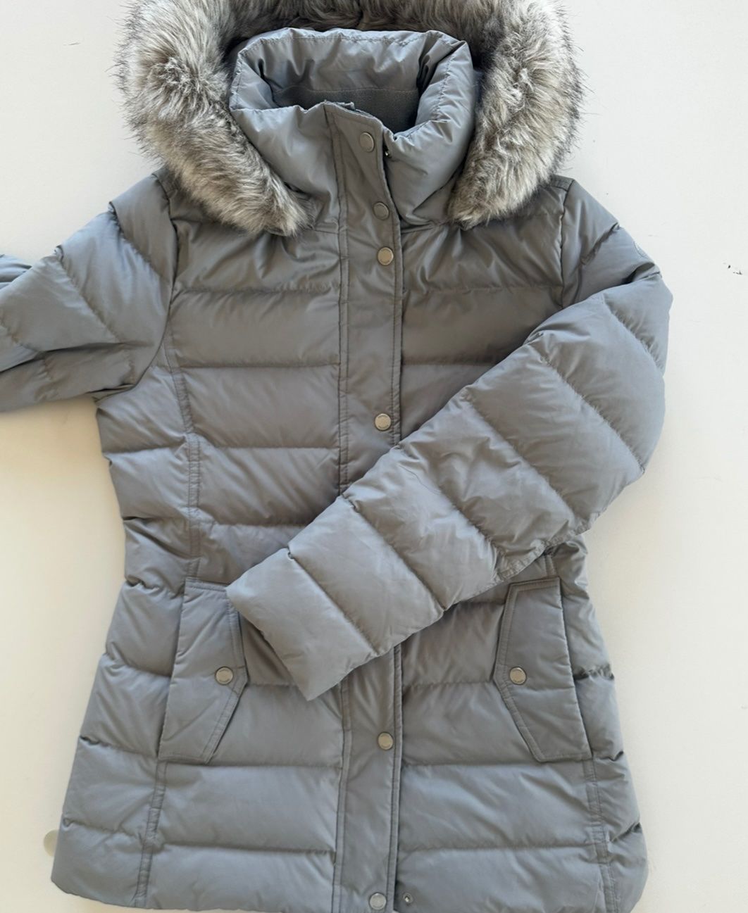 Tommy Hilfiger Giacche: Tommy Hilfiger Daunenjacke Damen S – Usato da Liestal venduto da Ballybs 4