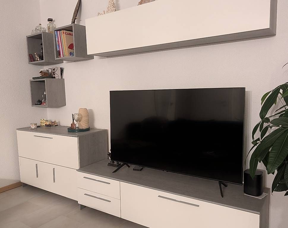Mobili TV: Meuble TV – Usato da Lausanne 25 venduto da vanessi94 1