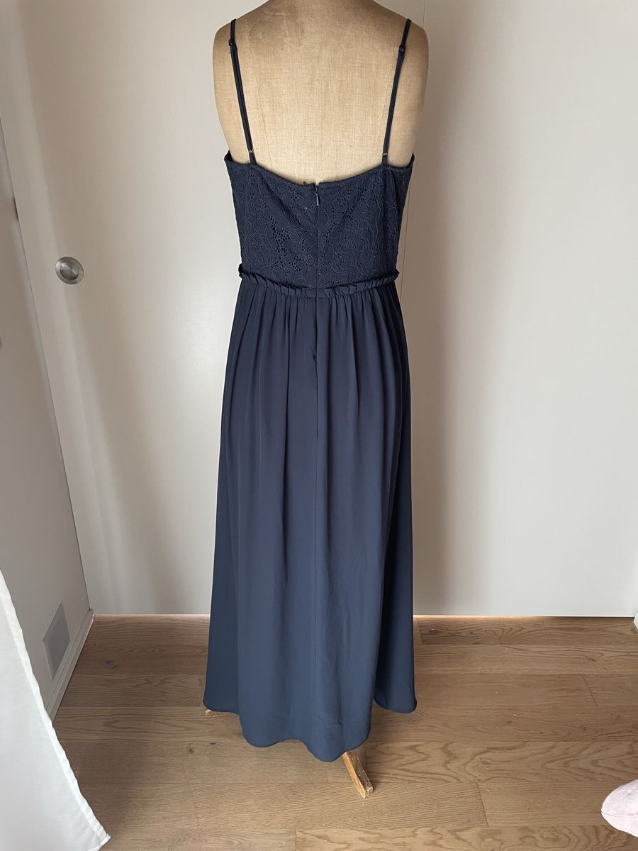 Vila Vestiti: Vila Kleid, Gr. 38 Dunkelblau – Usato da Oberwil BL venduto da another-day-of-sun 2