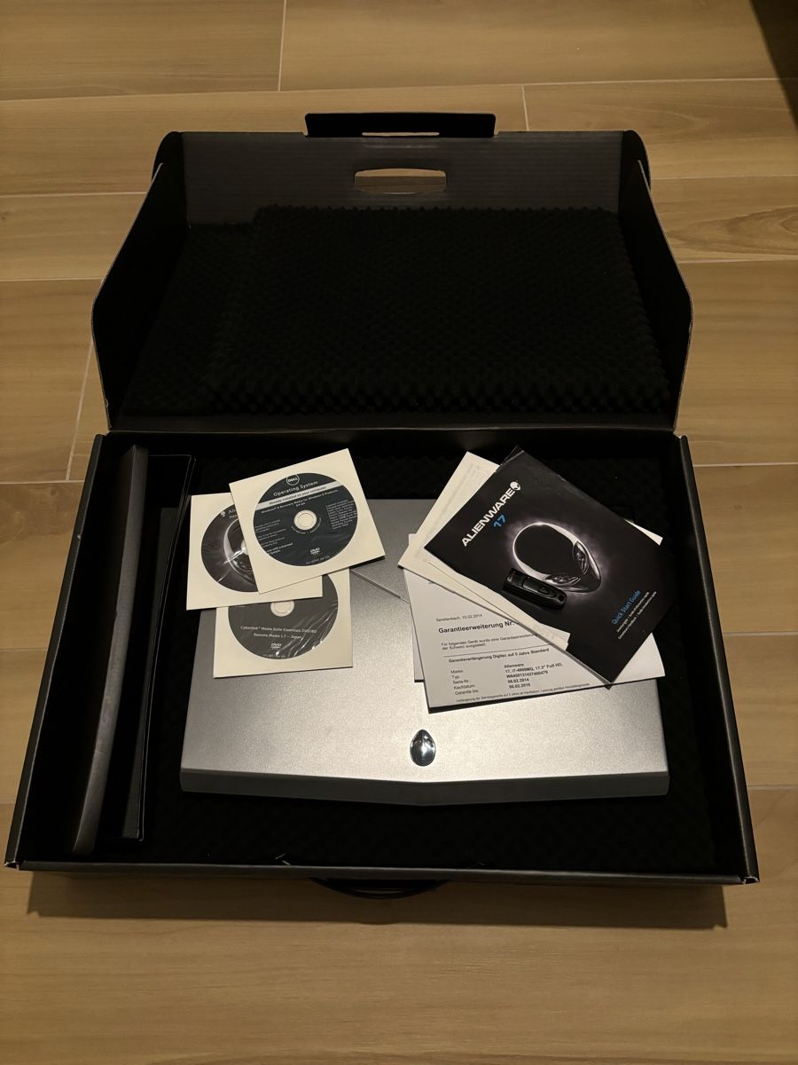 Alienware Notebooks: Alienware 17 Gaming Laptop – Gebraucht aus Vacallo von  2