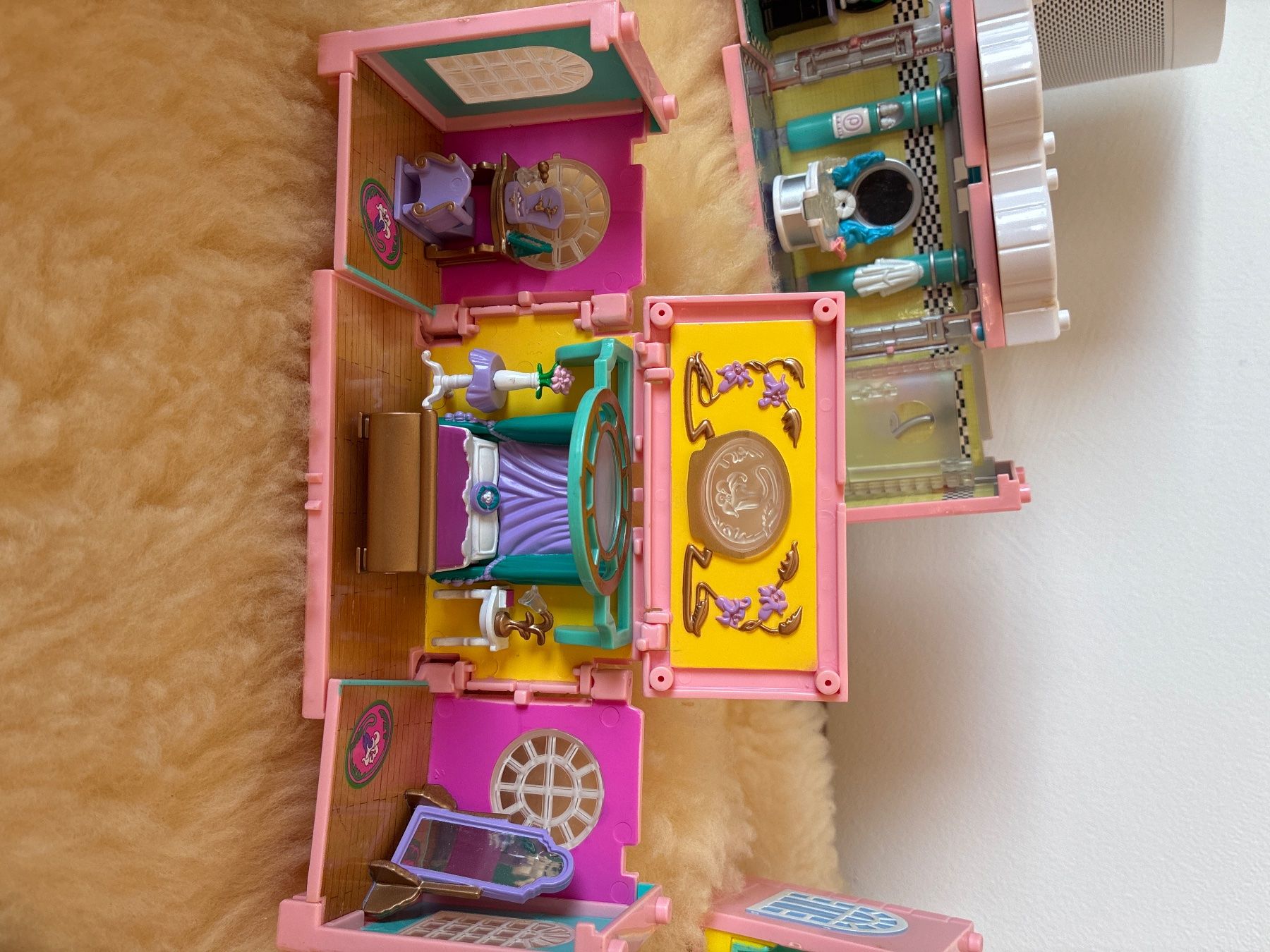 Polly Pocket Giocattoli: Polly Pocket Vintage – Usato da La Neuveville venduto da Canelle4 9