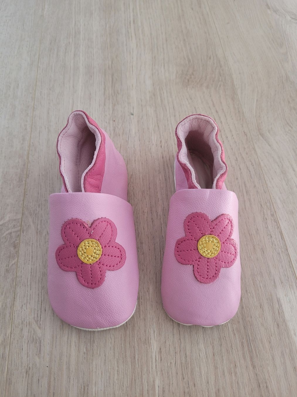 Schuhe für Jungen: Baby Schläppli neuwertig – Gebraucht aus Lupsingen von sta_wgg5 4