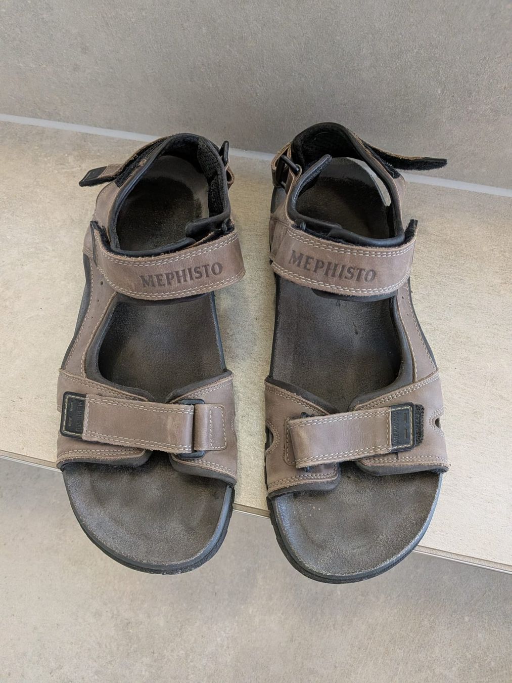 Mephisto Chaussures hommes: Sandalen Mephisto, Grösse 42 – D'occasion à Niederweningen par ikorulez