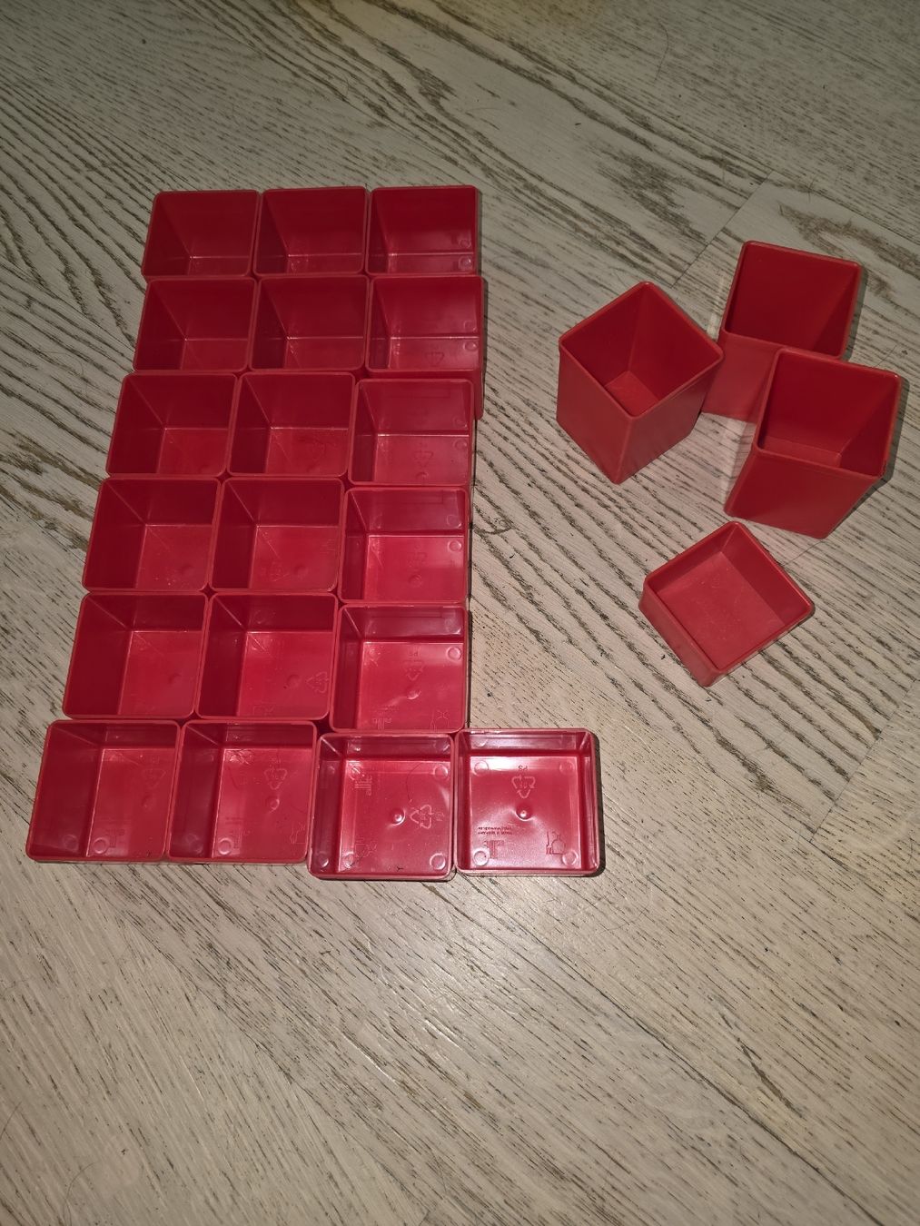 Contenitori & Simili: Sortimo container, rot Kunststoff 19x , 1x , 3x – Usato da Basel venduto da kar_jz7f