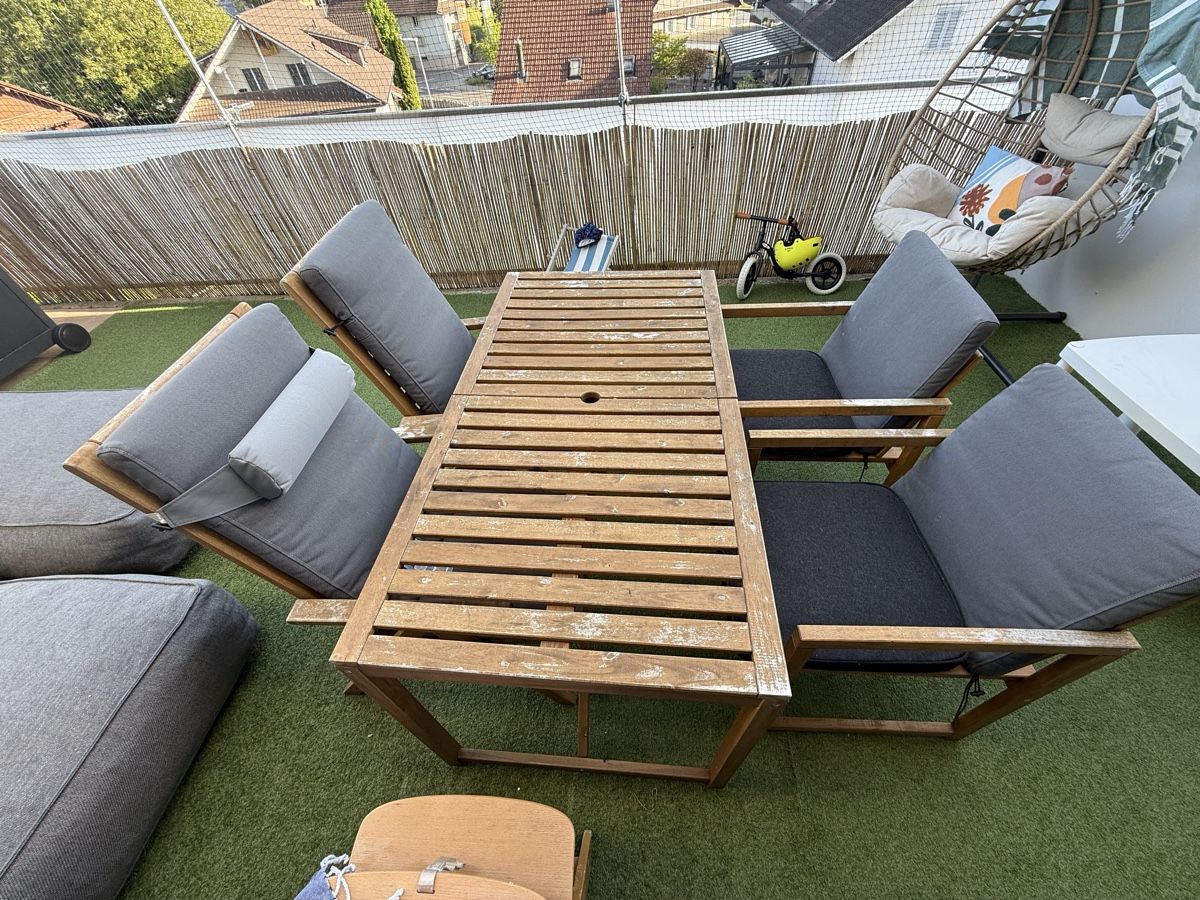 Ikea Set de table et chaises: Garden dining set – table + 4 chairs – D'occasion à Auw par ax2_9ndl 1