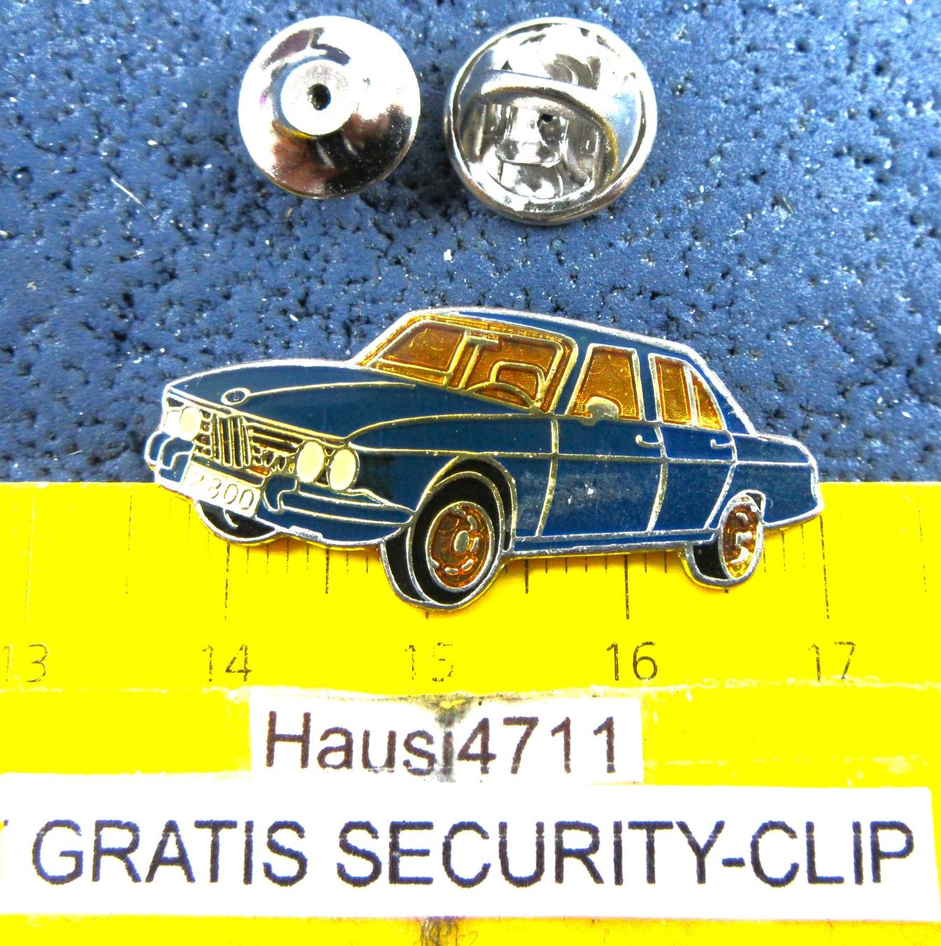 BMW Plaketten & Abzeichen: BMW 2800 AUTO PIN GLASIERT OLDI MIT SECURITY-CLIP – Gebraucht aus Ettingen von Hausi4711